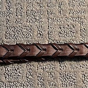 Brand new leather brown laced reins with white stitching